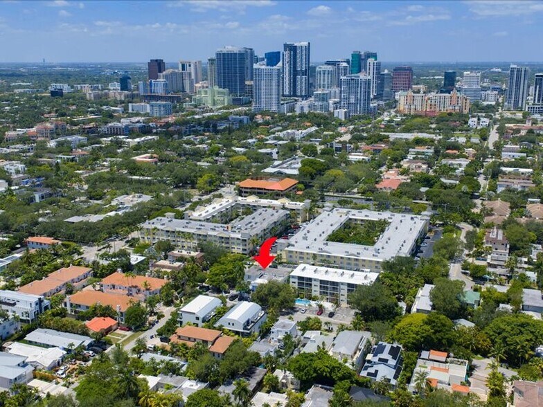 More Photos Of 105 NE 16th Ter, Fort Lauderdale Apartments For Sale