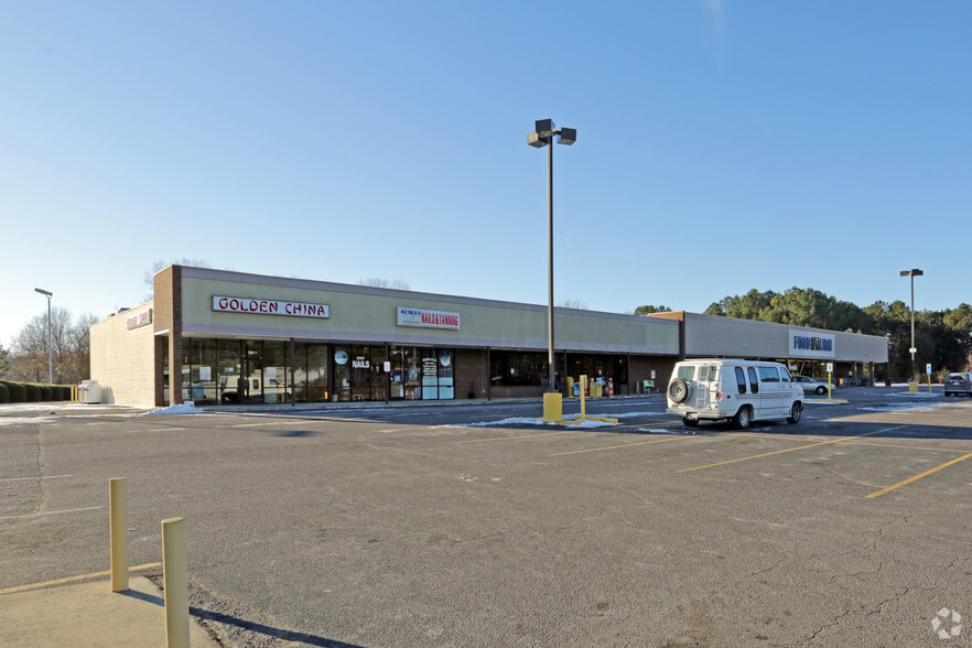 Primary Photo Of 406 S Church St, Kenly Unknown For Lease