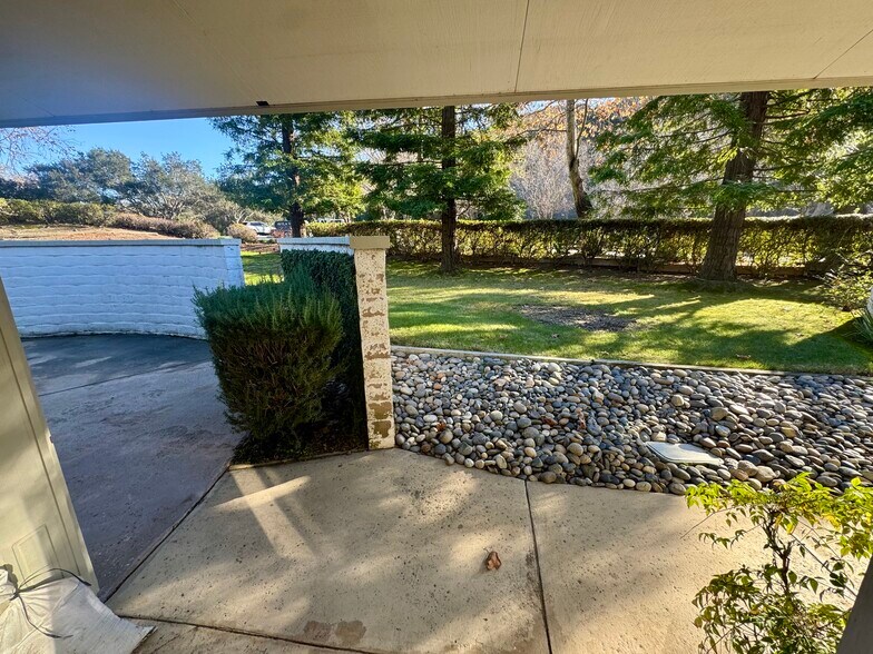 More Photos Of 6680 Bay Laurel Pl, Avila Beach Office For Lease