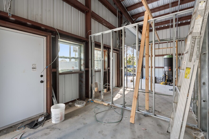 More Photos Of 2933 Harson Way, Fort Pierce Warehouse For Sale
