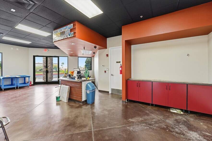 More Photos Of 615 W Ray Rd, Gilbert Carwash For Sale