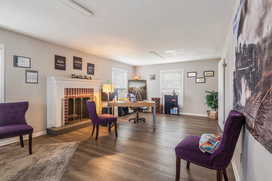 More Photos Of 6019 Preston Hwy, Louisville Office For Sale