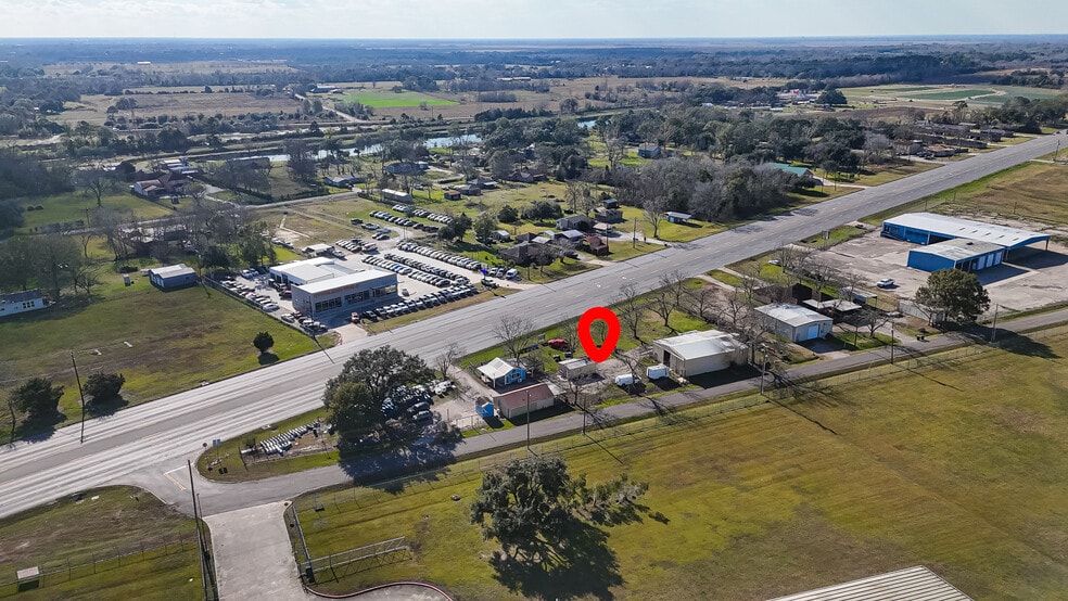 More Photos Of 2900 W Highway 6, Alvin Warehouse For Sale