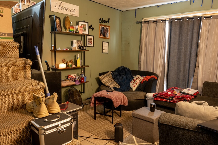 More Photos Of 1500 Summit St, Portsmouth Apartments For Sale