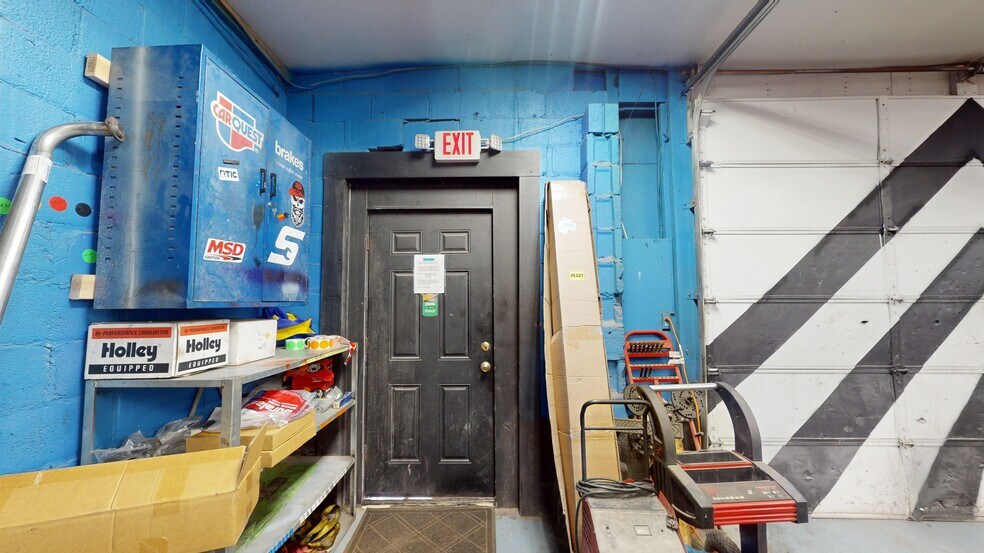 More Photos Of 2020 Chaneyville Rd, Owings Auto Repair For Sale