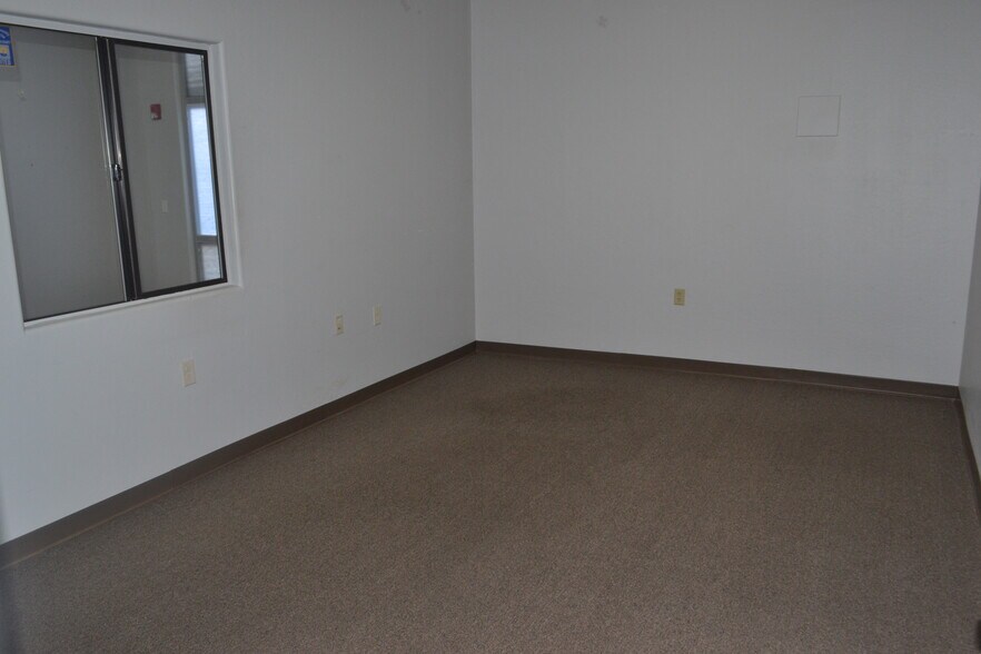 More Photos Of 6717-6719 E 2nd St, Prescott Valley General Retail For Lease