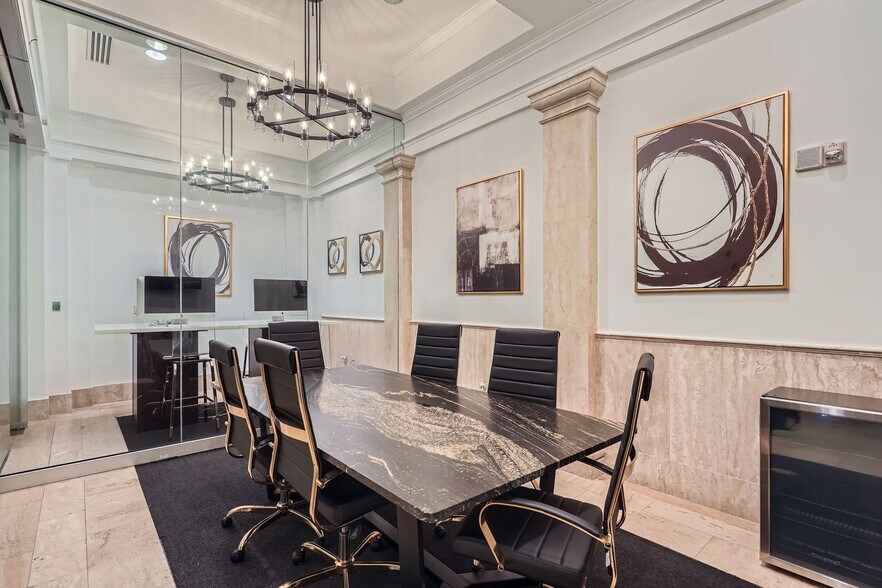 More Photos Of 2121 S Hiawasee Rd, Orlando Coworking Space