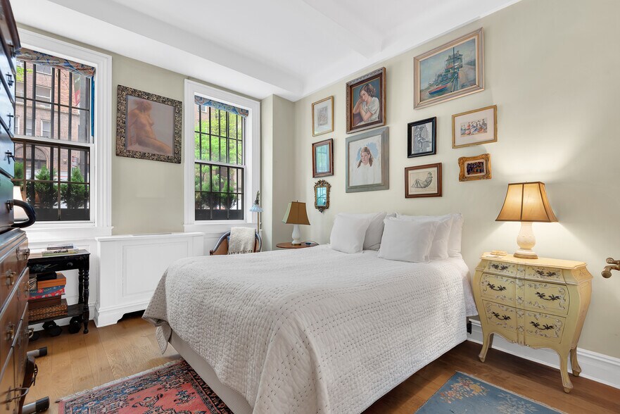 More Photos Of 9 E 96th St, New York Apartments For Sale