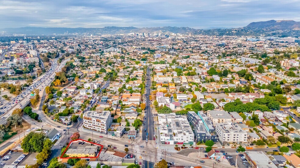 More Photos Of 3125 London St, Los Angeles Apartments For Sale