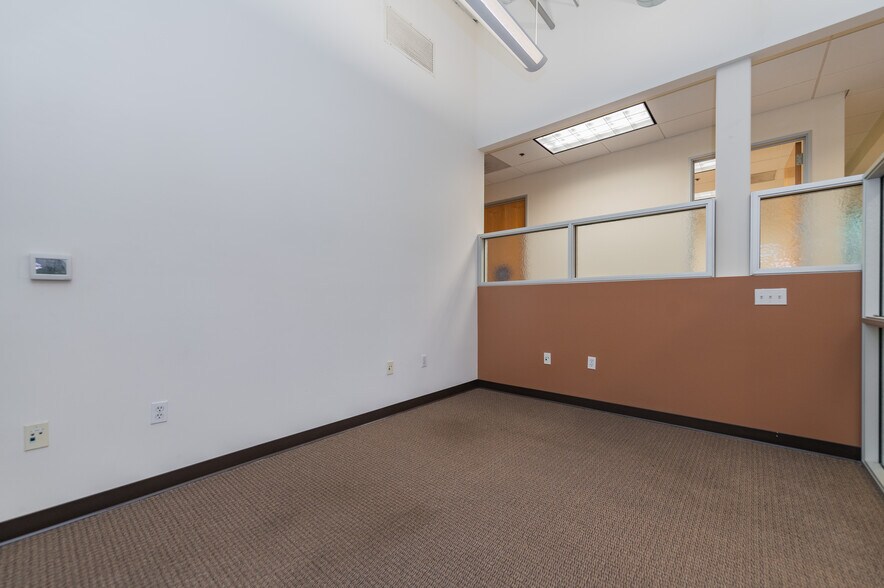 More Photos Of 8925 Research Dr, Irvine Office For Sale