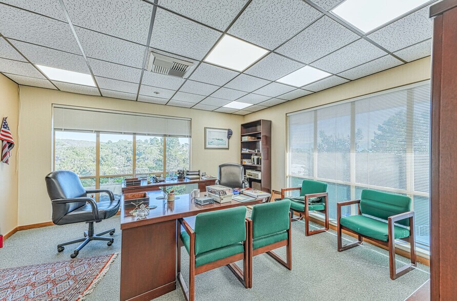 More Photos Of 120 Del Rey Gardens Dr, Del Rey Oaks Office For Sale