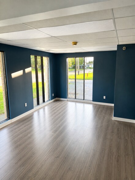 More Photos Of 204 W North St, Sikeston Office For Sale