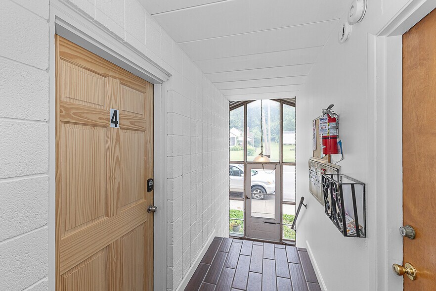 More Photos Of 9481 Reading Rd, Cincinnati Apartments For Sale