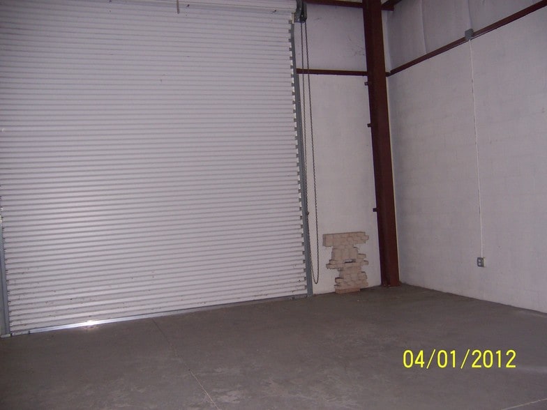 More Photos Of 8251-8259 Blaikie Ct, Sarasota Light Manufacturing For Lease