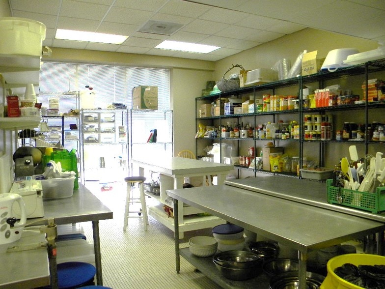 More Photos Of 1208 Laurel St, Columbia Freestanding For Sale