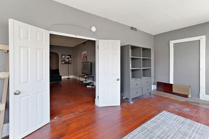 More Photos Of 2519 Liberty Heights Ave, Baltimore Apartments For Sale