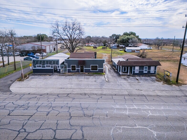 Primary Photo Of 7050 US Highway 87, San Antonio General Retail For Sale