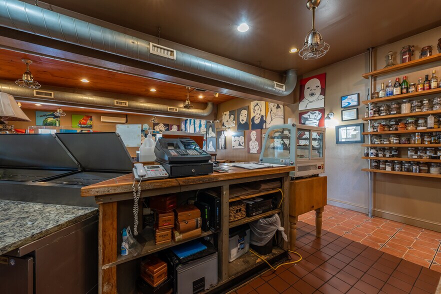 More Photos Of 424 N Main St, Souderton Restaurant For Sale