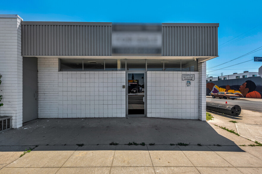 Primary Photo Of 5700 Cahuenga Blvd, North Hollywood Manufacturing For Sale