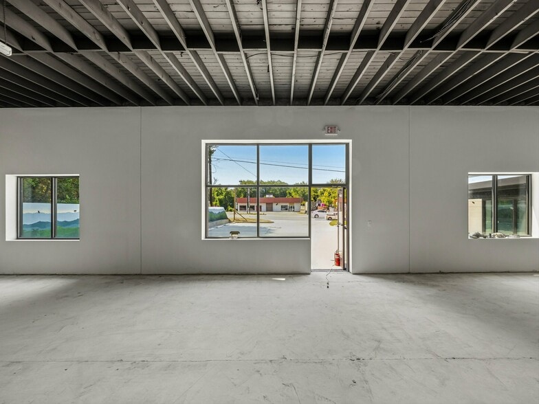 More Photos Of 1449 Smokey Park Hwy, Candler General Retail For Lease