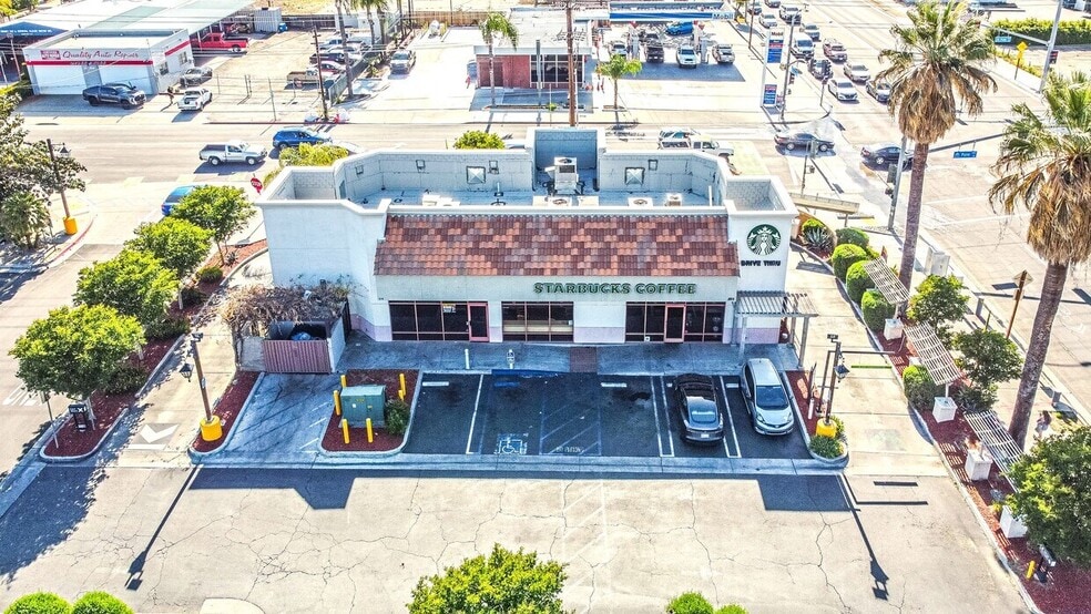 More Photos Of 889 W Florida Ave, Hemet Freestanding For Sale