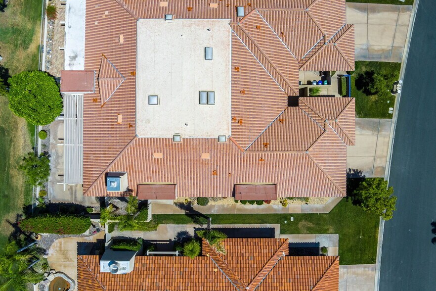 More Photos Of 285 Kavenish Dr, Rancho Mirage Apartments For Sale