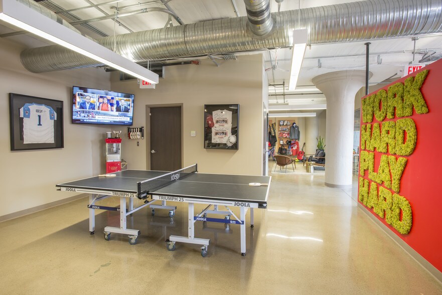 More Photos Of 226 N 5th St, Columbus Loft Creative Space For Lease