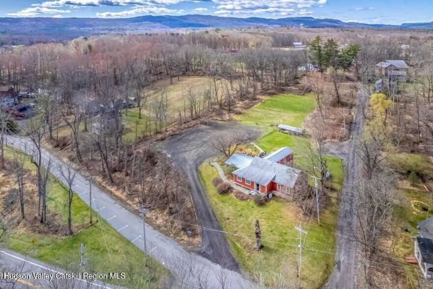 More Photos Of 155 Main St, High Falls Restaurant For Sale