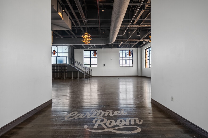 More Photos Of 1600 N Broadway, Saint Louis Manufacturing For Sale