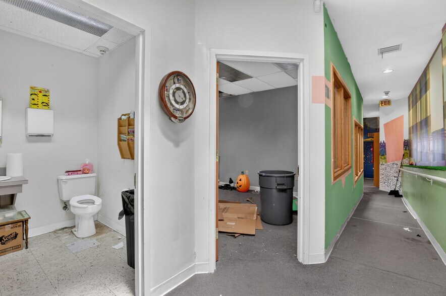 More Photos Of 1118 E Columbia Ave, Philadelphia Office For Lease