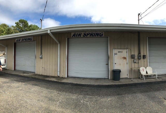 More Photos Of 1228 Fremaux Ave, Slidell Light Distribution For Lease