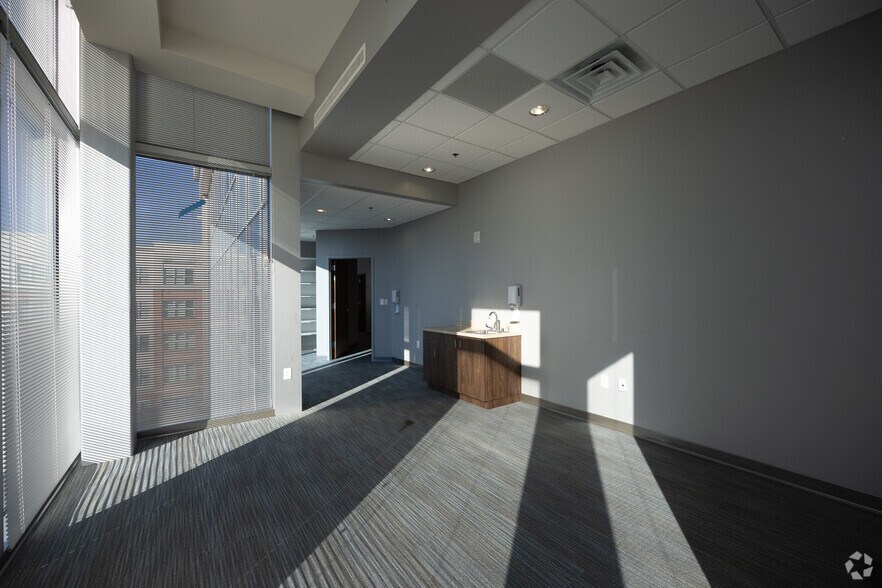 Photo of 5th Floor Ste 520 - 1150