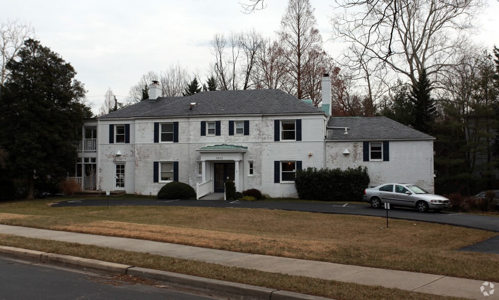 More Photos Of 5612 Spruce Tree Ave, Bethesda Medical For Sale