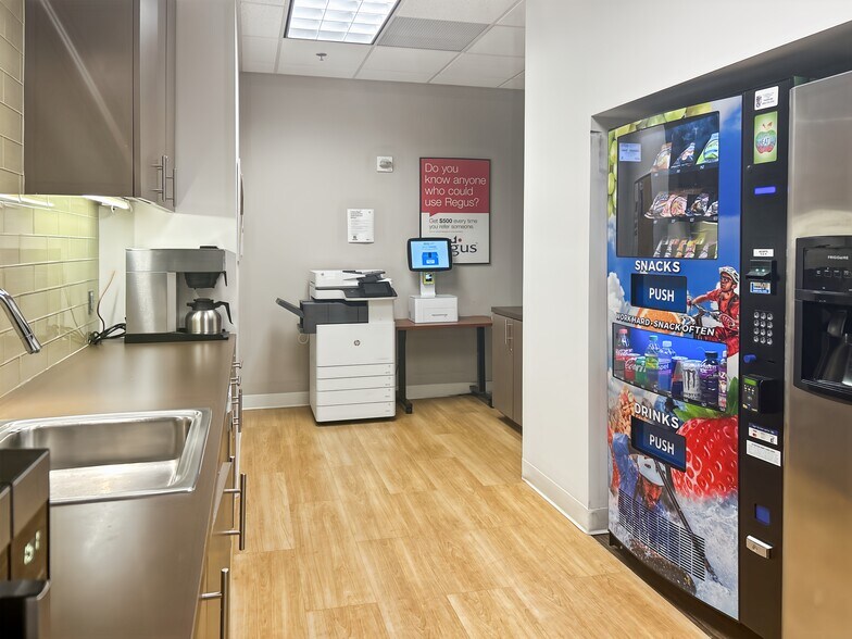 More Photos Of 260 Peachtree St NW, Atlanta Coworking Space