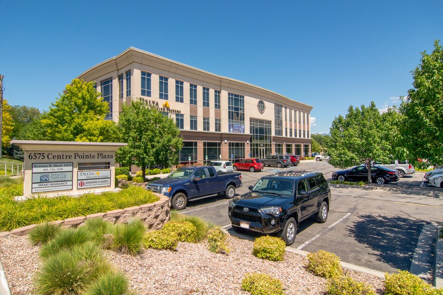 More Photos Of 6575 S Redwood Rd, Taylorsville Office For Lease