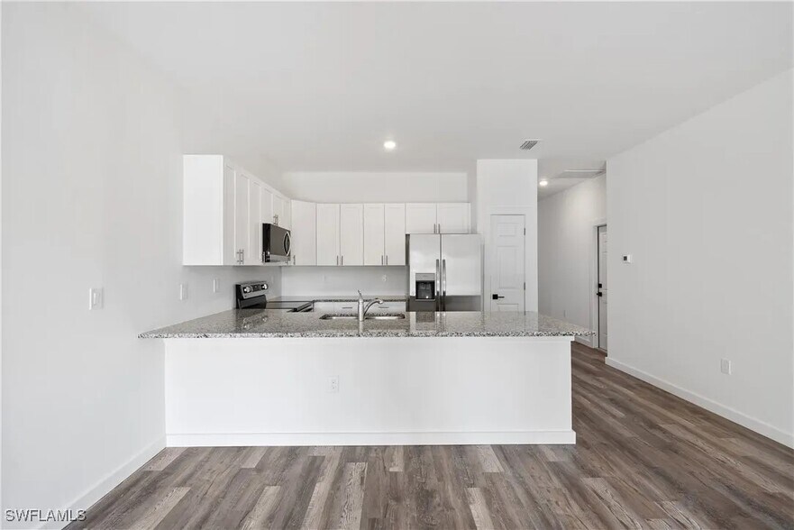 More Photos Of 2429-2431 Lola Ave, Lehigh Acres Apartments For Sale