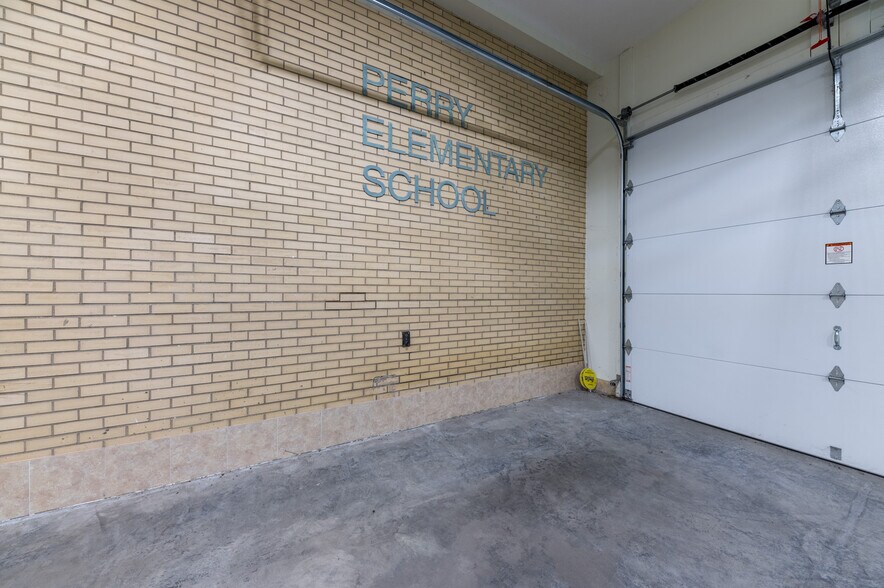 More Photos Of 145 School Rd, Mount Morris Office For Sale