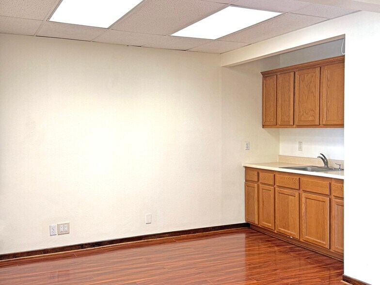 More Photos Of 8300 Florence Ave, Downey Medical For Sale