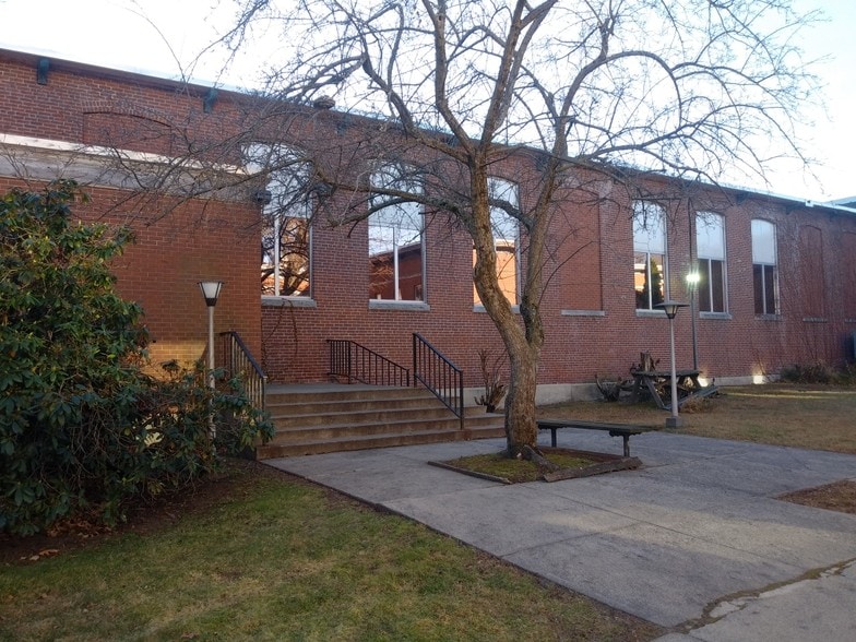 549 Westminster St, Fitchburg, MA 01420 Industrial