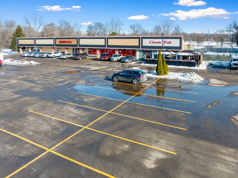 Primary Photo Of 16209-16235 S US 27, Lansing Unknown For Lease