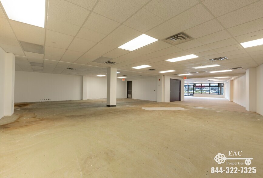 More Photos Of 48 Westport Ave, Norwalk Supermarket For Lease