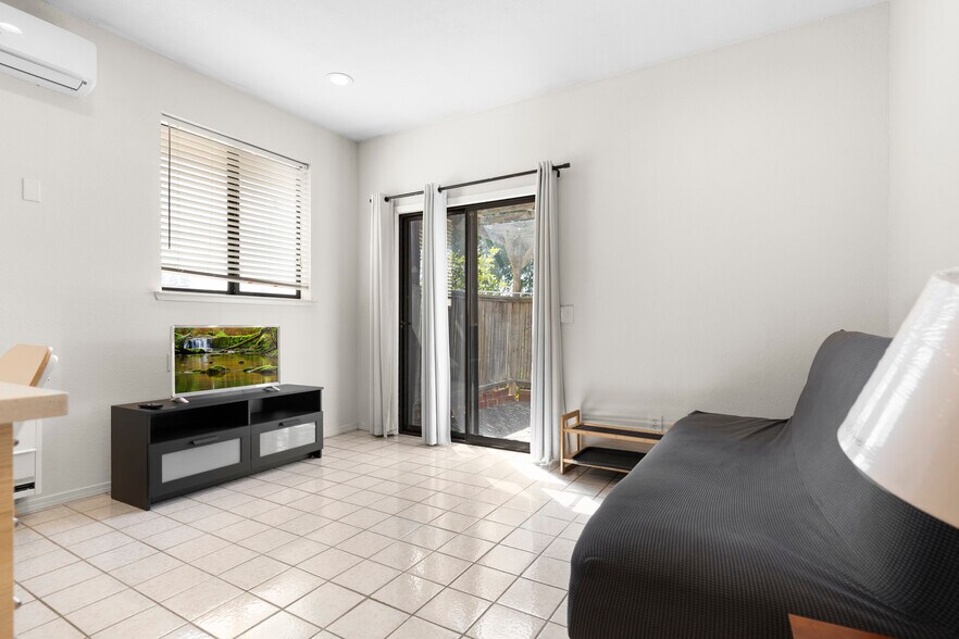 More Photos Of 9930 Calvine Rd, Sacramento Apartments For Sale