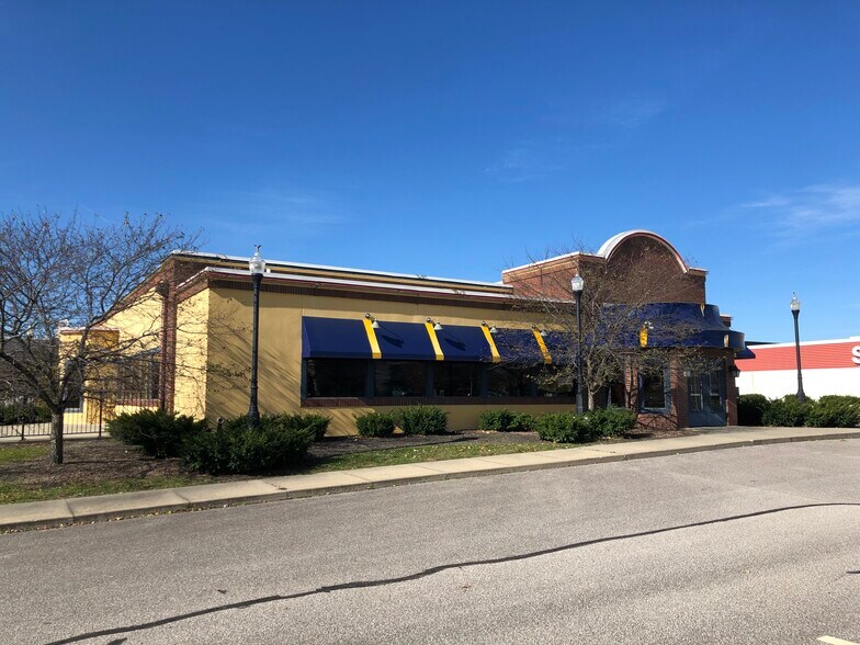 More Photos Of 1733-6935 Midway Mall, Elyria Unknown For Lease