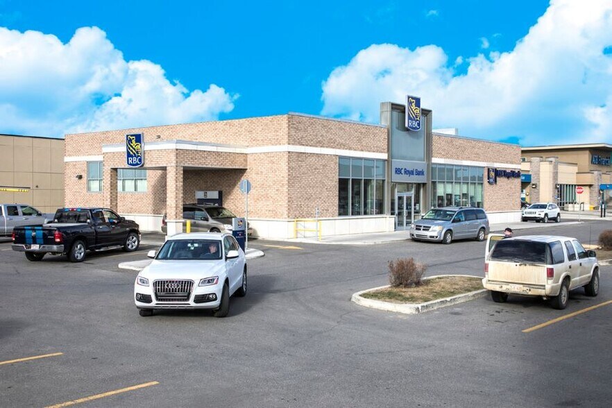 More Photos Of 100 Ranch Market, Strathmore Unknown For Lease
