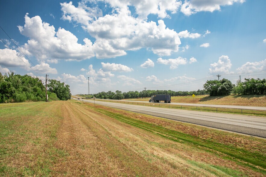 More Photos Of 30 Red Tip Ln, Brenham Land For Sale