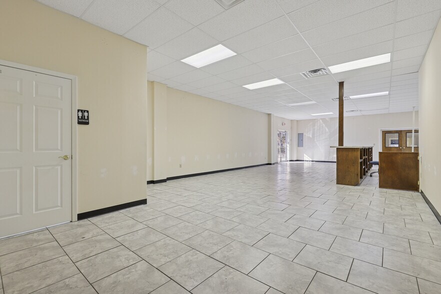 More Photos Of 711 Cassat Ave, Jacksonville Service For Sale