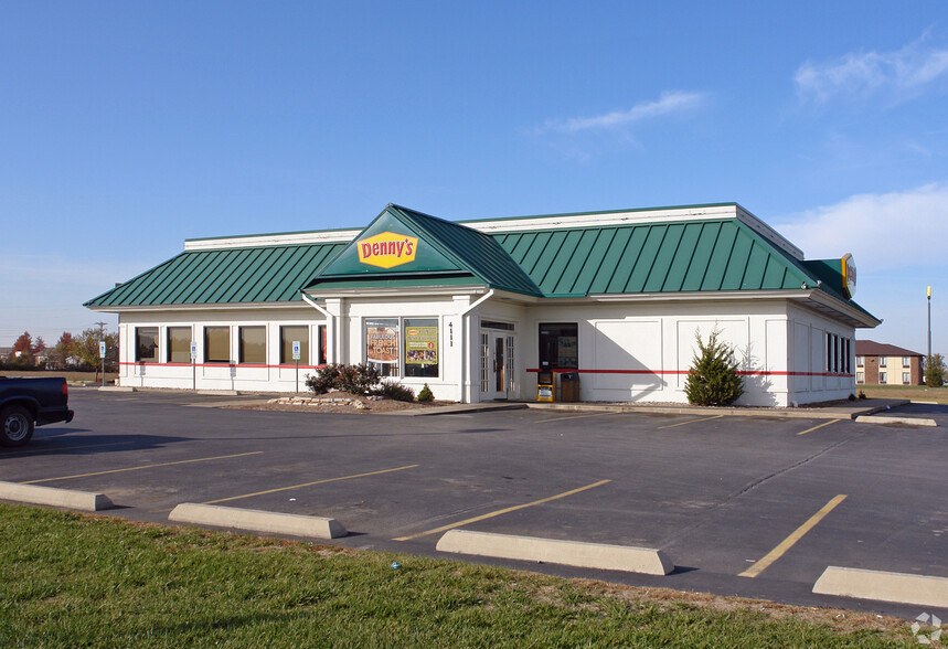 Primary Photo Of 4111 Timberlake Dr, Granite City Restaurant For Lease