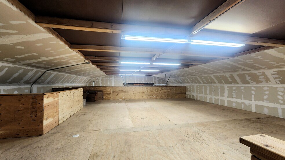 More Photos Of 2107 E Mead Ave, Yakima Manufacturing For Sale