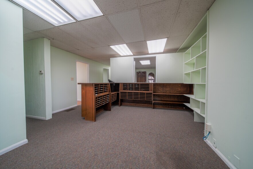 More Photos Of 13624 San Antonio Dr, Norwalk Office For Lease