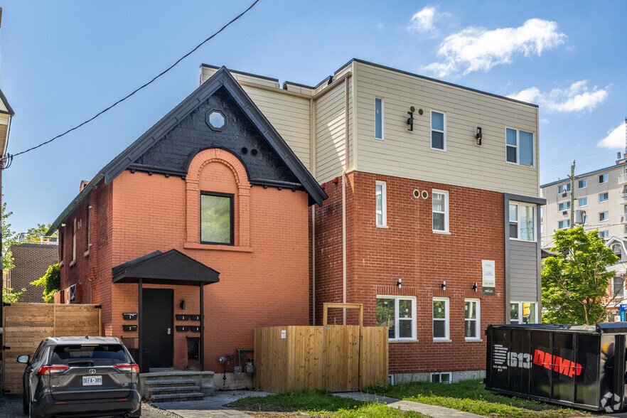 More Photos Of 238 Laurier Ave E, Ottawa Apartments For Sale